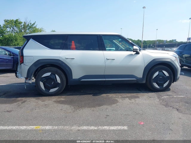 KNDAA5S27R6036209 KIA 2024