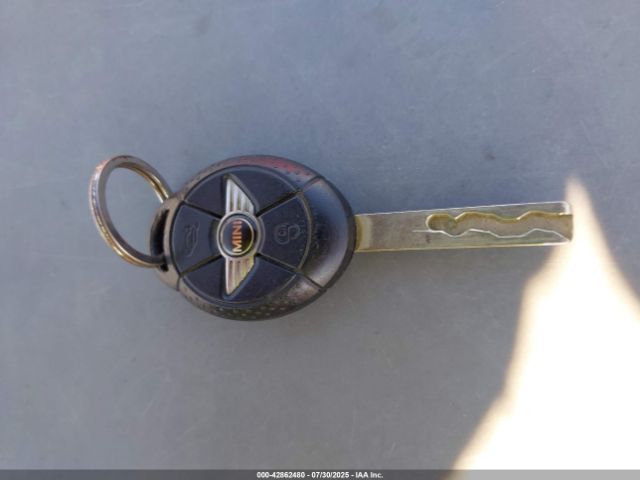 2005 MINI COOPER S WMWRE33515TL14664 Photo 10