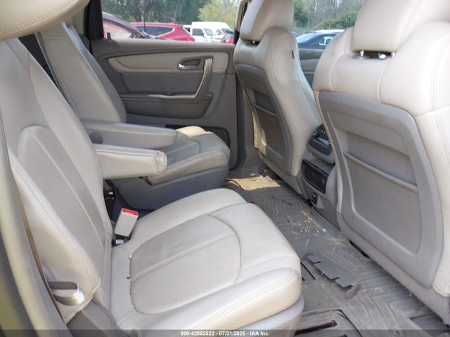 1GNKVHKD5EJ300876 Chevrolet llt