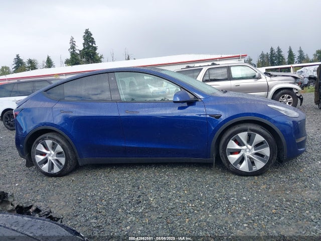 5YJYGDEE8MF270076 Tesla Model Y