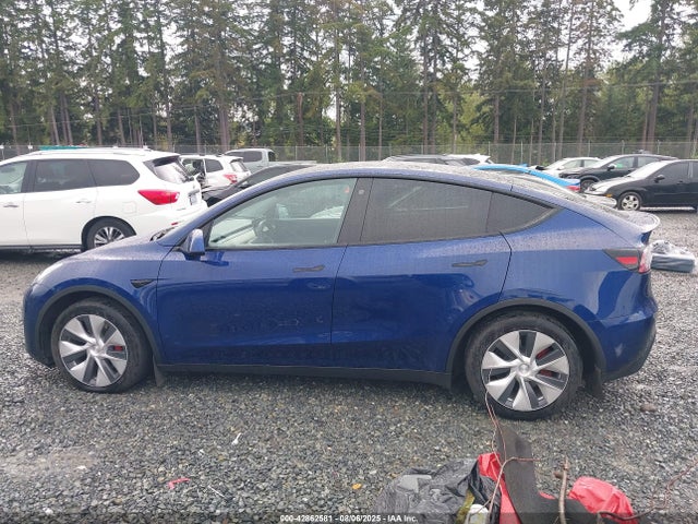 5YJYGDEE8MF270076 Tesla Model Y