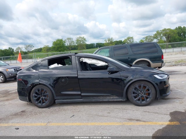 Tesla MODEL X 2022 7SAXCBE6XNF342386 Image 14