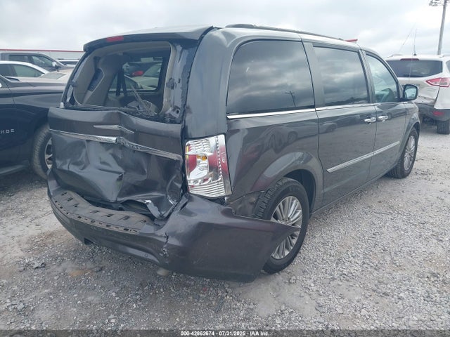 2C4RC1CG8GR190756 Chrysler Town and Country