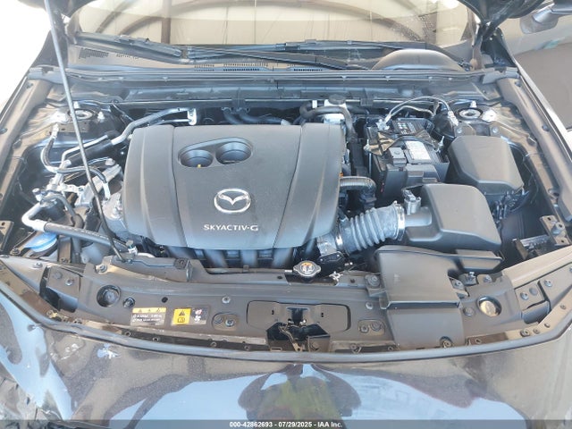 Mazda pe 2022 3MZBPAA72NM318645 Image 10