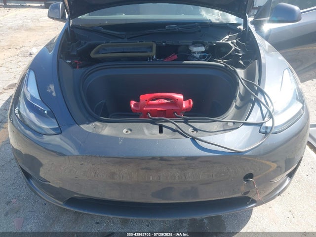 2021 TESLA MODEL Y 5YJYGAEE2MF148702 Photo 9