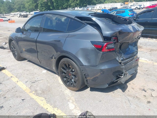 2021 TESLA MODEL Y 5YJYGAEE2MF148702 Photo 2