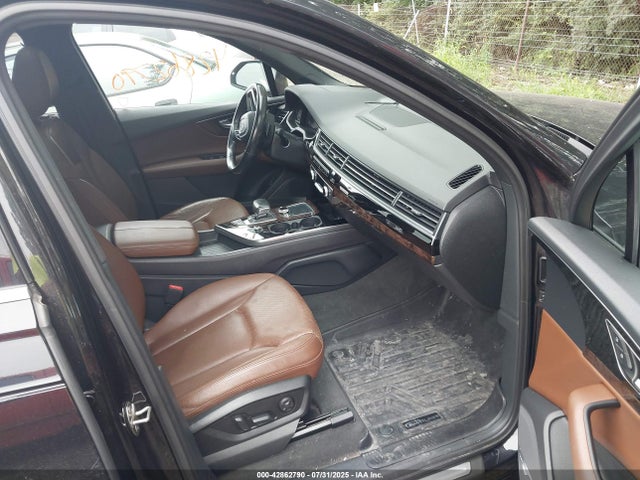 2017 AUDI Q7 WA1LAAF76HD047150 Photo 4