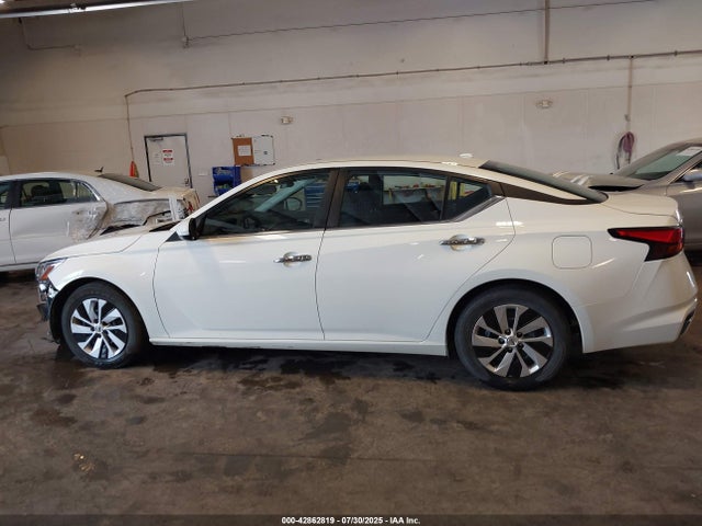 Nissan 2019 2019 1N4BL4BV0KC225266 Image 15