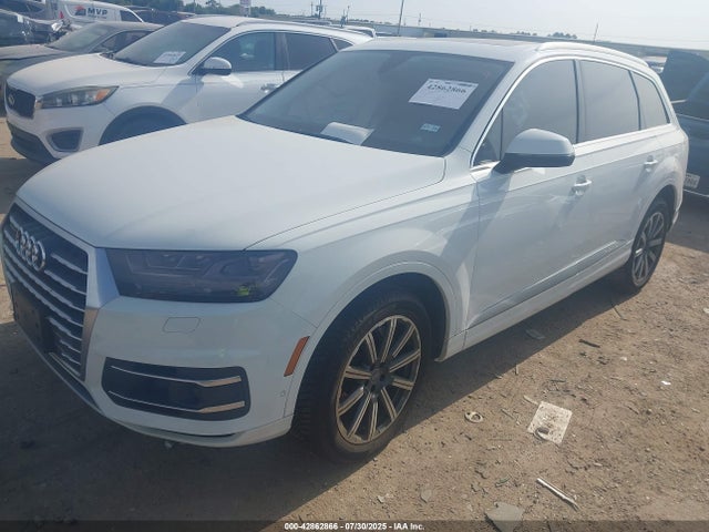 2019 AUDI Q7 WA1LAAF7XKD002302 Photo 1