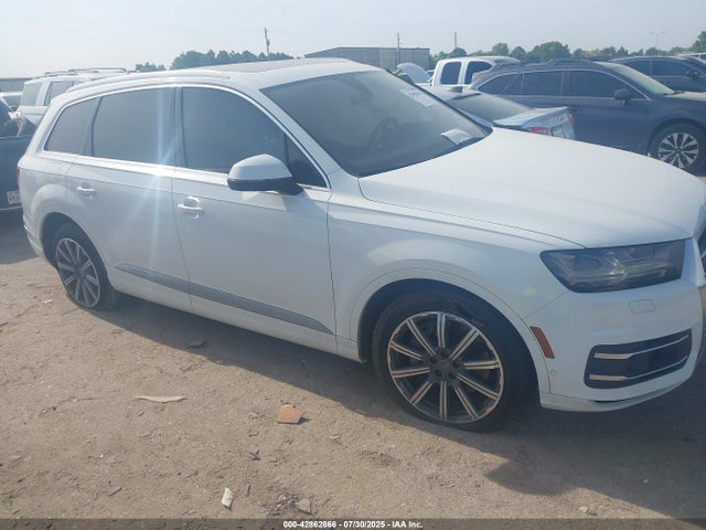 2019 AUDI Q7 WA1LAAF7XKD002302 Photo 5
