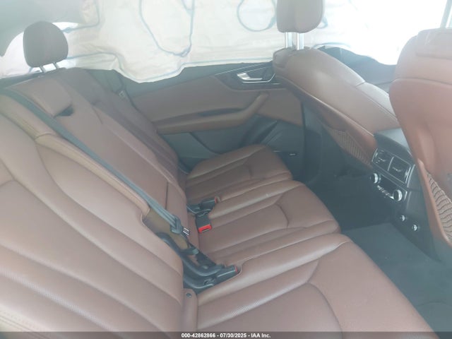 2019 AUDI Q7 WA1LAAF7XKD002302 Photo 7