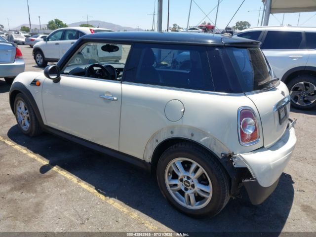 2012 MINI COOPER WMWSU3C54CT539968 Photo 2