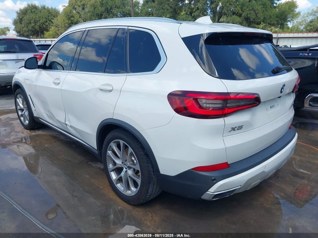 2021 BMW X5 PHEV 5UXTA6C06M9E96787 Photo 2