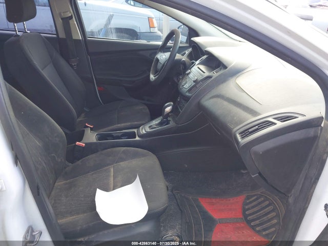 Ford FOCUS S 2015 1FADP3E21FL256508 Image 24