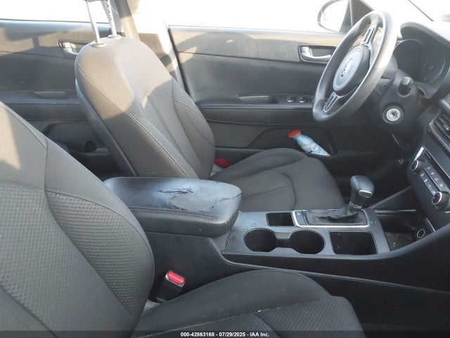 KIA Optima Lx 2016 5XXGT4L39GG032473 Image 5
