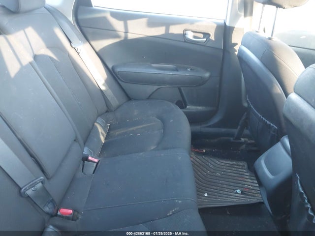 KIA Optima Lx 2016 5XXGT4L39GG032473 Image 8