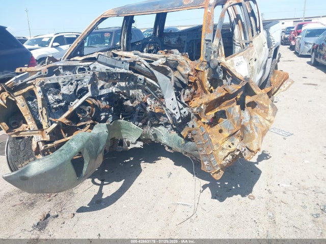 3GCPCREC3JG562405 Chevrolet l83 - sidi: spark ignited direct injection, vvt: variable valve timing, afm, e85 max, alum