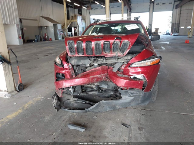 1C4PJLAB4GW370257 Jeep Cherokee