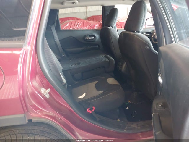 1C4PJLAB4GW370257 Jeep Cherokee