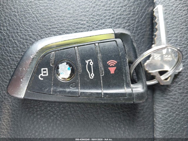 WBXHU7C39J5L08362 BMW X1