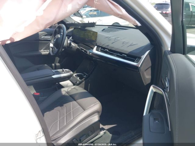 2024 BMW X1 WBX73EF04R5Z73606 Photo 4