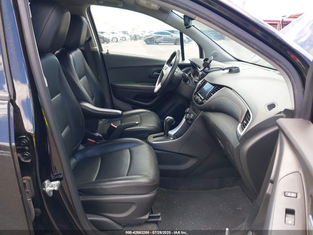 Chevrolet le2 2022 KL7CJPSM8NB529272 Image 5