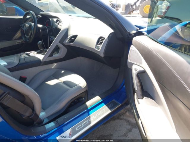 2015 CHEVROLET CORVETTE 1G1YL2D7XF5104058 Photo 4