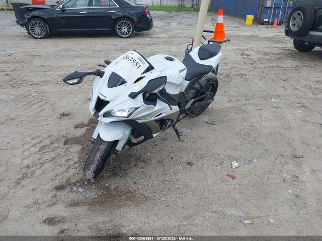 JKAZXCS17HA009935 Kawasaki Ninja Zx-10r