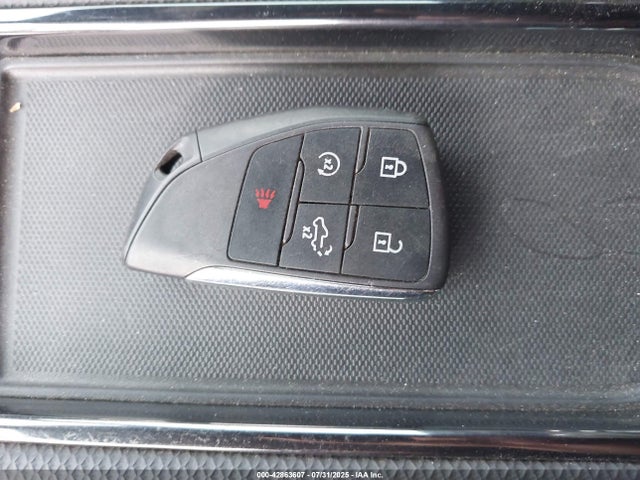 3GCUDHEL4NG684013 Chevrolet l87