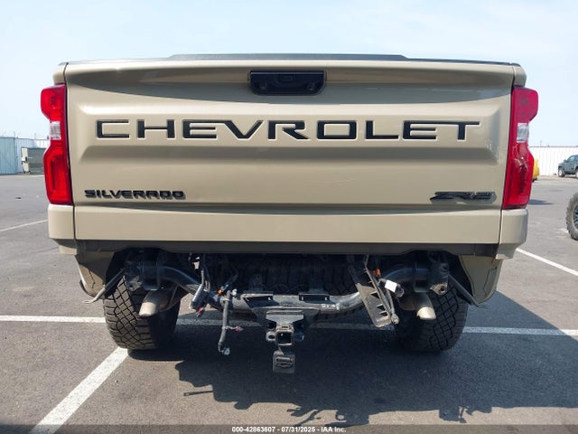 3GCUDHEL4NG684013 Chevrolet l87