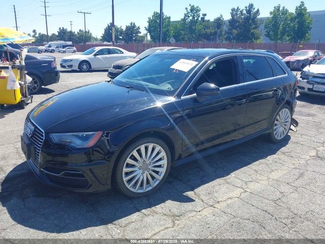 2016 AUDI A3 E-TRON WAUTPBFF2GA134591 Photo 1
