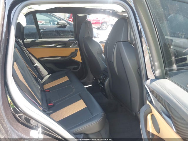 BMW 2022 2022 5YM13EC02N9J23412 Image 8