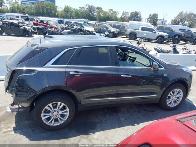 1GYKNAR47PZ130864 Cadillac lsy