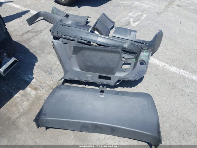 1GYKNAR47PZ130864 Cadillac lsy