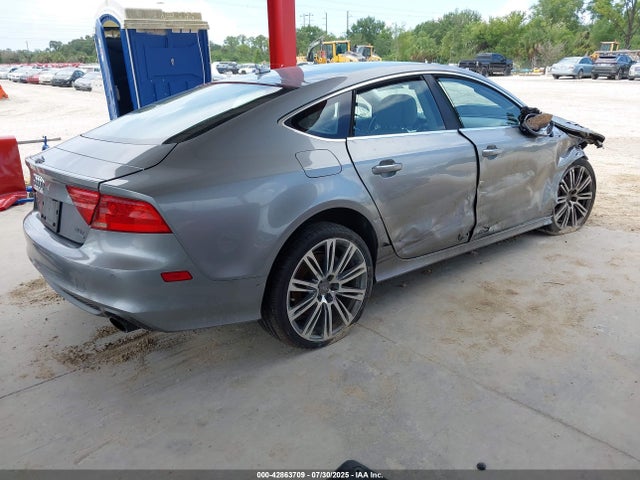 2013 AUDI A7 WAU2GAFC2DN075879 Photo 3