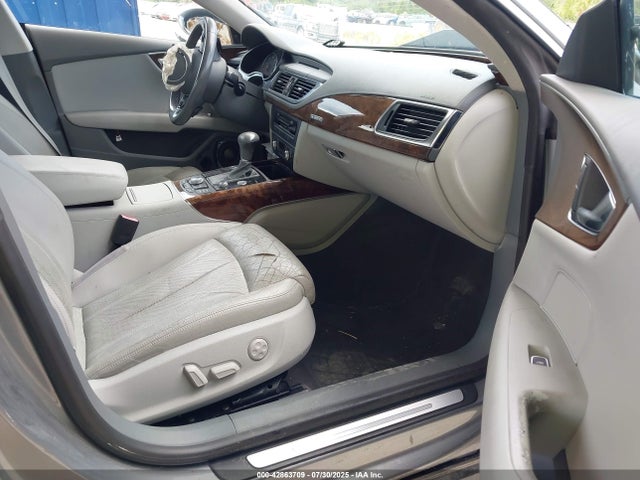 2013 AUDI A7 WAU2GAFC2DN075879 Photo 4