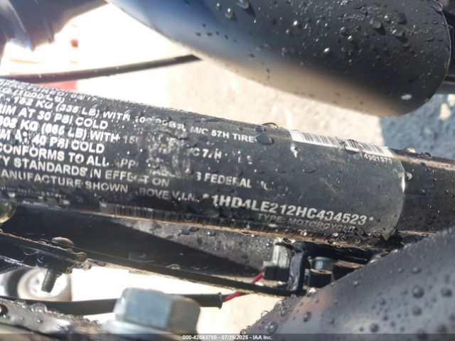 2017 HARLEY-DAVIDSON XL883 1HD4LE212HC434523 Photo 9