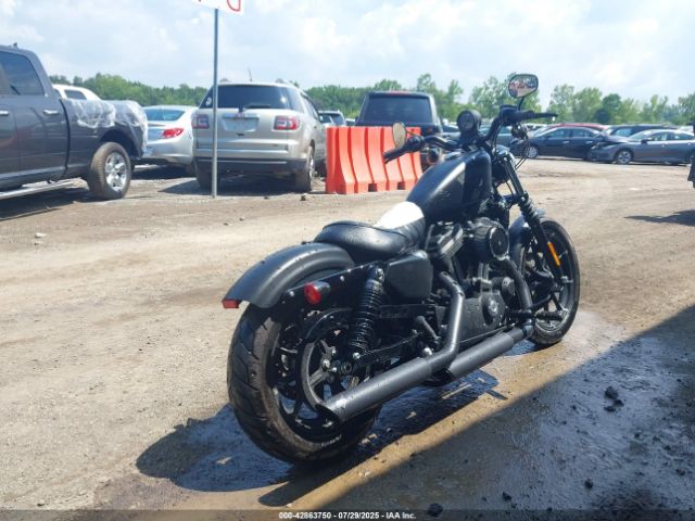 2017 HARLEY-DAVIDSON XL883 1HD4LE212HC434523 Photo 3