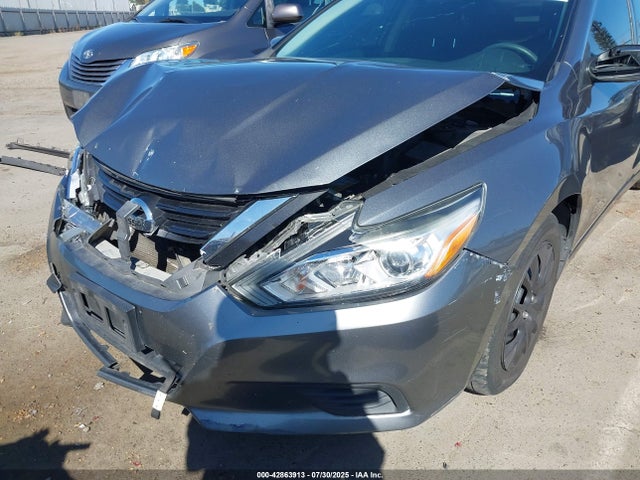 1N4AL3AP7JC172573 Nissan 2018