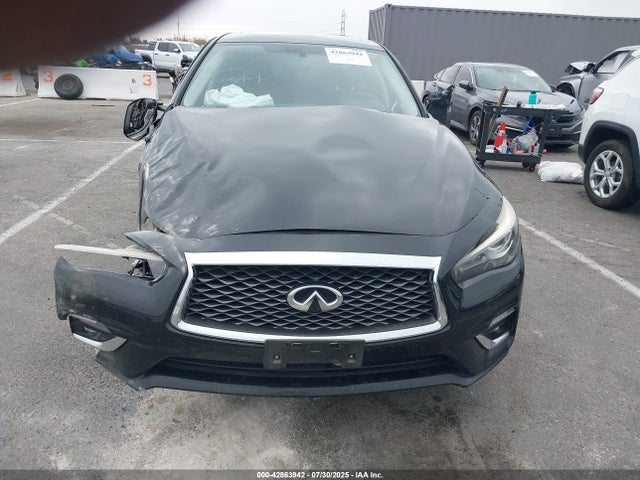 JN1CV7APXJM241290 Infiniti Q50