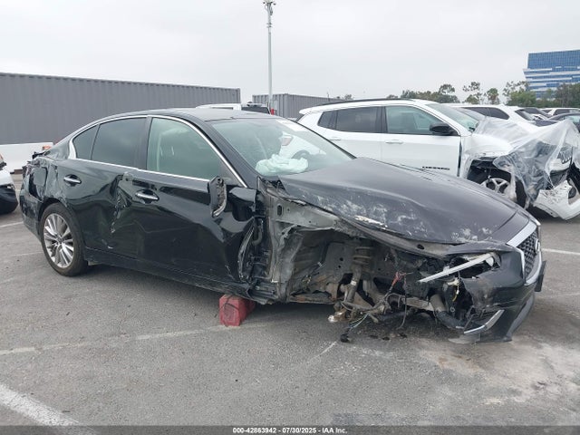 JN1CV7APXJM241290 Infiniti Q50