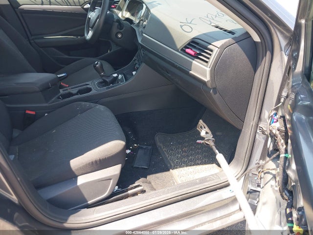 3VWN57BU2KM254483 Volkswagen 1.4 tsi