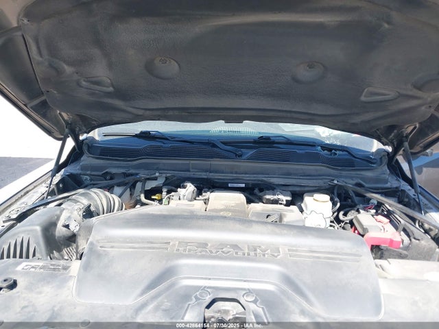 3C6UR5FL4LG258339 RAM 2500