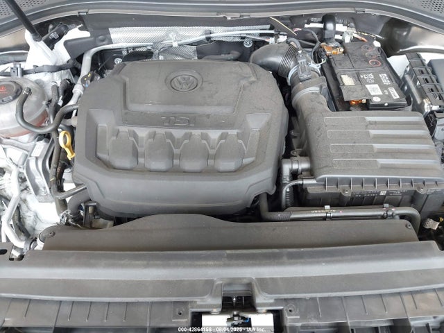 Volkswagen 2018 2018 3VV2B7AX6JM220668 Image 10