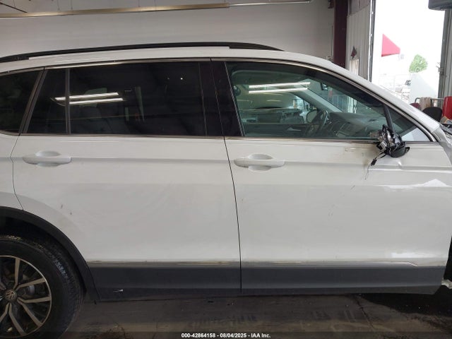 Volkswagen 2018 2018 3VV2B7AX6JM220668 Image 14