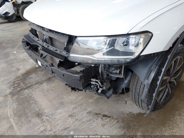 Volkswagen 2018 2018 3VV2B7AX6JM220668 Image 6