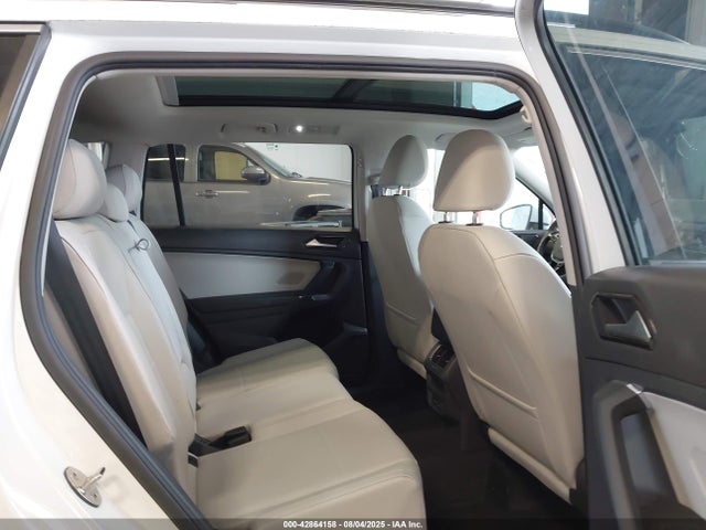 Volkswagen 2018 2018 3VV2B7AX6JM220668 Image 8