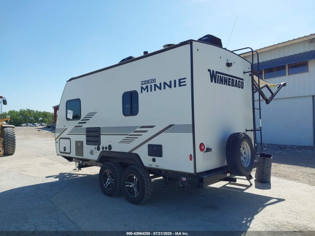 Winnebago 2022 2022 54CTM2F27N3070333 Image 3