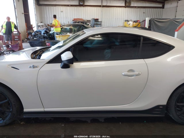 Scion 2014 2014 JF1ZNAA15E9704998 Image 14
