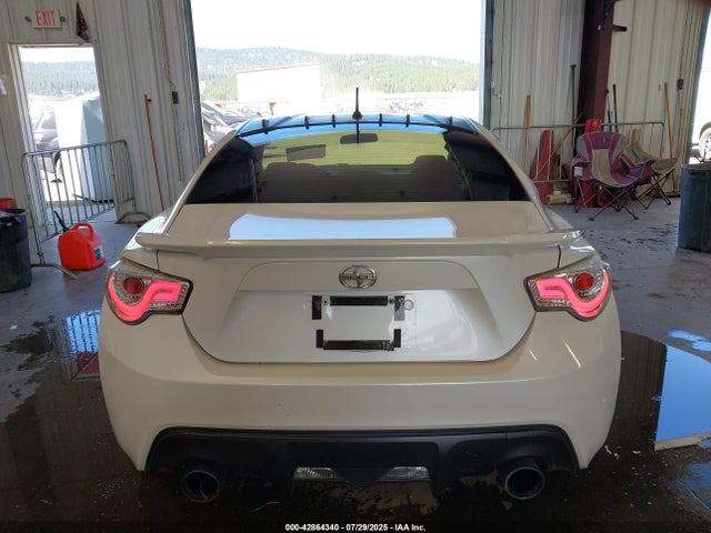 Scion 2014 2014 JF1ZNAA15E9704998 Image 16